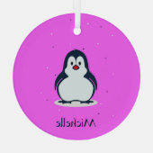 名前をカスタムするかわいいペンギンon pink ガラスオーナメント (裏面)