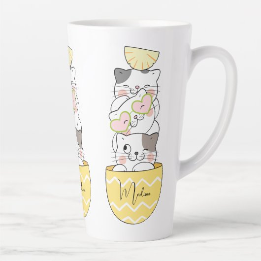 名前をカスタムするかわいい子猫 カフェラテマグ (右)