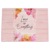 名前をカスタムするかわいらしピンクフローラ水彩 ラージペーパーバッグ (正面)