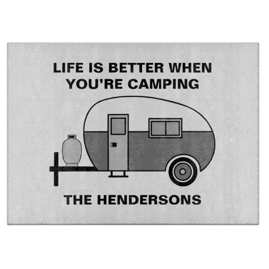 名前をカスタムするとフレーズかわいいキャンパーキャンプ カッティングボード (正面)