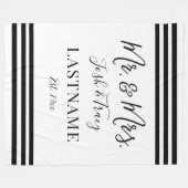 名前をカスタムすると姓ギフト夫妻 フリースブランケット (正面(横))