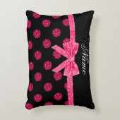 名前をカスタムするのショッキングピンクのグリッターの水玉模様の弓 アクセントクッション (正面(垂直))