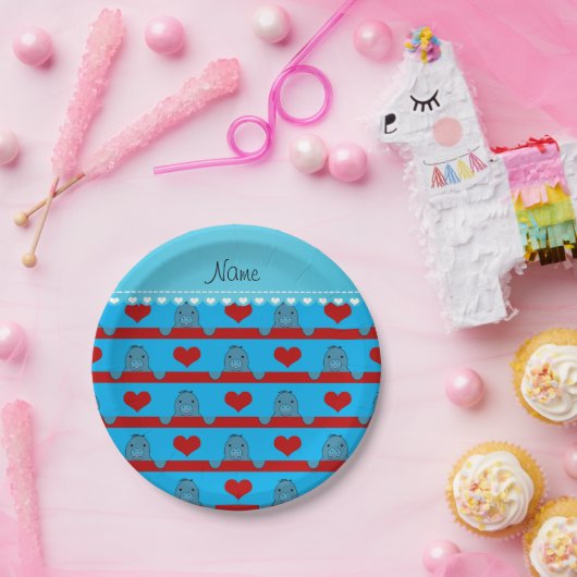 名前をカスタムするのスカイブルーのマナティーの赤いハートは縞で飾ります ペーパープレート (パーティー)