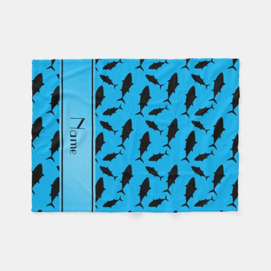 名前をカスタムするのスカイブルーの黒のほんまぐろパターン フリースブランケット (正面(横))