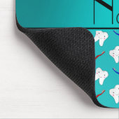 名前をカスタムするのターコイズのブラシおよび歯パターン マウスパッド (コーナー)