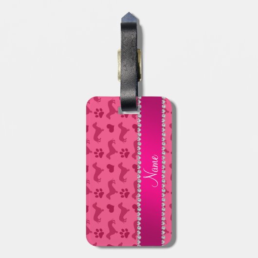 名前をカスタムするのピンクのダックスフントのハートの足 ラゲッジタグ (裏面縦)