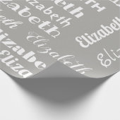 名前をカスタムするの最初のモノグラムの灰色白のギフト ラッピングペーパー (角)