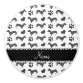 名前をカスタムするの灰色のダックスフントのハートの足 セラミックノブ (正面)