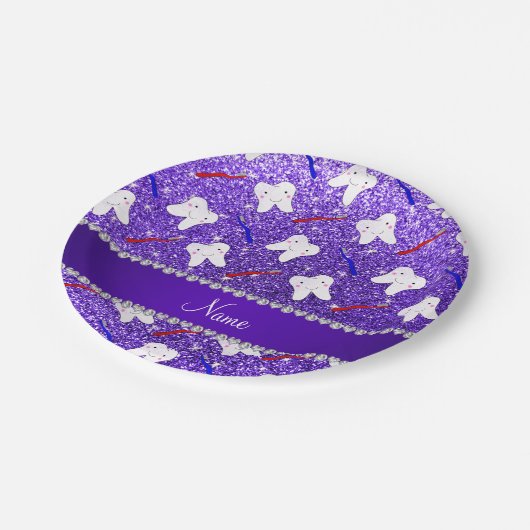 名前をカスタムするの紫色のグリッターのブラシおよび歯 ペーパープレート (アングル)