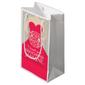 名前をカスタムするの結婚式の新婦付添人の服の赤いバッグ スモールペーパーバッグ (正面アングル)