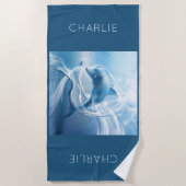 名前をカスタムするの青いイルカのビーチタオル ビーチタオル (正面)