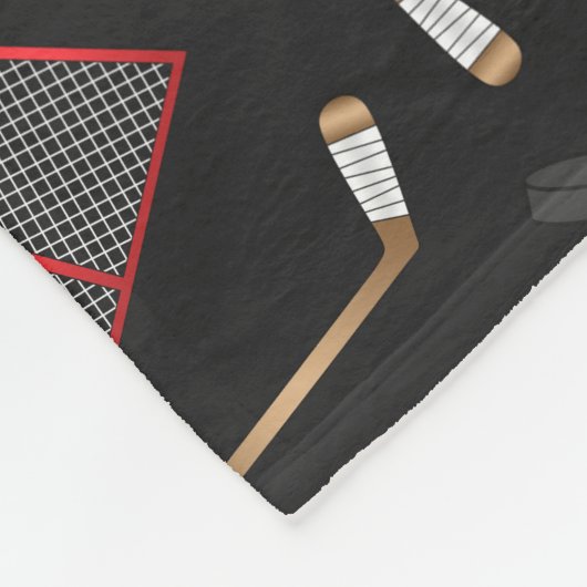 名前をカスタムするの黒いアイスホッケー用スティックのパックの網 フリースブランケット (角)