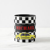 名前をカスタムするの黒くか白いチェッカーボードの黄色のタクシー マグカップ (中央)
