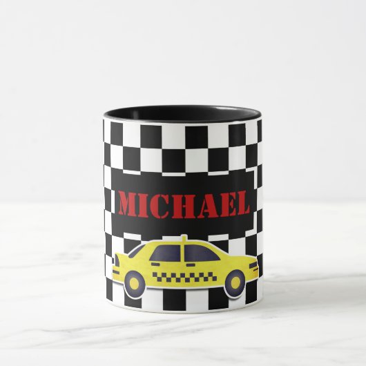 名前をカスタムするの黒くか白いチェッカーボードの黄色のタクシー マグカップ (中央)