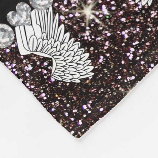 名前をカスタムするの黒のグリッターの天使の翼 フリースブランケット (角)