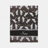 名前をカスタムするの黒のグリッターの天使の翼 フリースブランケット (正面)