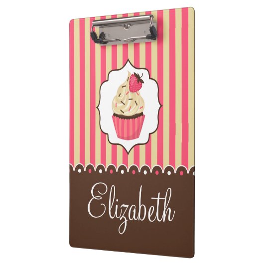 名前をカスタムするを用いるピンク及びブラウンのかわいいカップケーキ クリップボード (左)