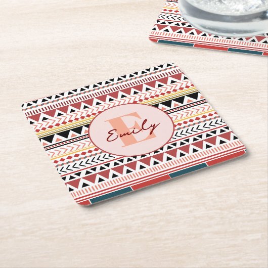 名前をカスタムするアステカエレガンスウォームレッドエスニックパターン スクエアペーパーコースター (アングル)
