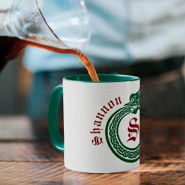 名前をカスタムするアンドモノグラムケルトスタイルオロボロス マグカップ