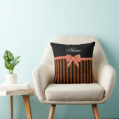 名前をカスタムするオレンジグリッターストライプ弓 クッション (椅子)