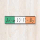 名前をカスタムするオンアイリッシュフラグnpcn サインプレート (正面)