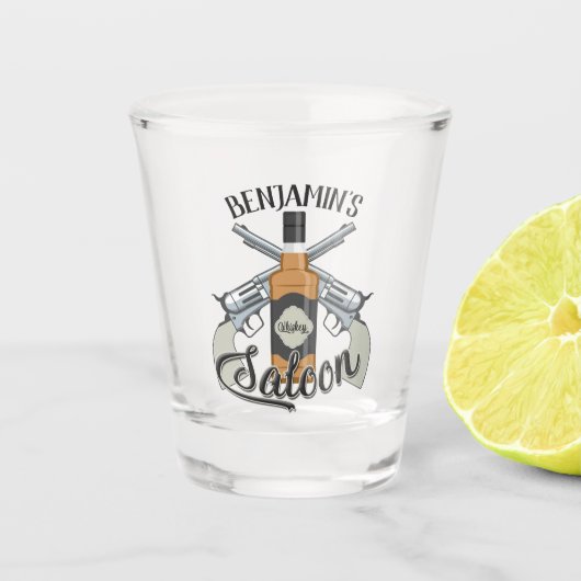 名前をカスタムするカウボーイリボルバーガンウィスキーサロン ショットグラス (正面)