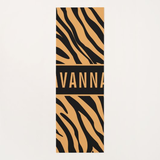 名前をカスタムするクラシックタイガーアニマルプリントパターン ヨガマット (裏面)