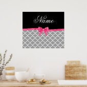 名前をカスタムするグレーモロッコパターンピンクグリッターボウ ポスター (キッチン)
