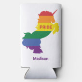 名前をカスタムするゲイユニコーン スリム缶クーラー (裏面)