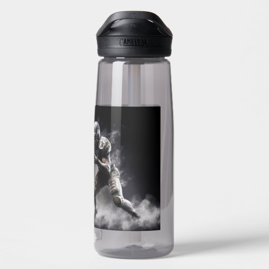 名前をカスタムするサッカープレーヤーイラストレーション ウォーターボトル (背面)
