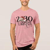 名前をカスタムするサンタハットクリスマスファミリーマッチング トライブレンドＴシャツ (正面)