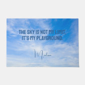 名前をカスタムするスカイ引用文 ドアマット (正面)