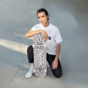 名前をカスタムするスカルパターン スケートボード