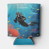 名前をカスタムするスキューバダイバー 缶クーラー (正面)