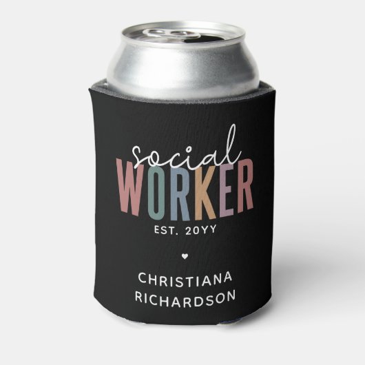 名前をカスタムするソーシャルワーカーの卒業祝い 缶クーラー (缶裏面)