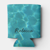 名前をカスタムするターコイズプールウォーター 缶クーラー (裏面)