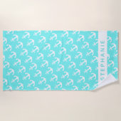 名前をカスタムするターコイズ航海のホワイトいかり ビーチタオル (正面)