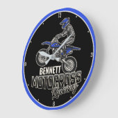 名前をカスタムするダートバイクライダーモトクロスレーシング ラージ壁時計 (傾斜)