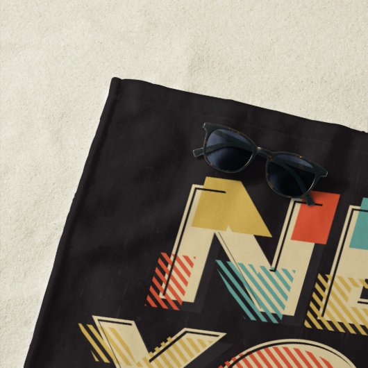 名前をカスタムするニューヨークシティタイポグラフィビーチタオル ビーチタオル (インサイチュ)