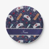 名前をカスタムするネイビーブルーグリッターナースハットハート ペーパープレート (正面)