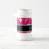 名前をカスタムするネオンホットピンクグリッターナースハットハート ビールジョッキ (正面左)