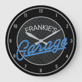 名前をカスタムするネオンルックダイヤモンドプレートガレージツール ラージ壁時計 (正面)