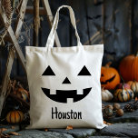 名前をカスタムするハロウィーンのカボチャのちょうちんパンプキントリックオアトリート トートバッグ<br><div class="desc">私たちの名前をカスタムするハロウィーンのカボチャのちょうちんカボチャのトリックまたはトリートバッグであなたの子供のハロウィーン余分な特別な作る。このフェスティバルトートは魅力的、ハロウィーンの不気味な精神を捉えるのに最適なジャッキオのランタンデザインを備えている。あなたのパーソナライズされた子供の名前で、このバッグは実用的であるだけでなく、何年も彼らが大切にする楽しい記念来品だ。私たちパーソナライズされたのハロウィーンのトートバッグは耐久性の高いキャンバスから作られ、それは彼らのトリックまたはトリートアドベンチャーであなたの小さな人が集めるすべてのおやつや宝物を取り扱うことを保証する。キャンディとグッズのための十分な宇宙と、このバッグは機能的およびおもしろいの両方を設計されている。頑丈なハンドルは簡単を作子供へる運一方で、デザインは彼らの装鮮やか置にハロウィンの魔法のtouchを追加する。このトリックオアトリートバッグは子供へすべての年齢で完璧でカスタマイズ、普通のキャンディバッグとは異なるtouchを提供する。ハロウィンモノグラムのバッグは実用性とパーソナライゼーションを兼ね備え、お子様のハロウィンの祭事に理想的な選択となっている。トリックオアトリートバッグでもハローウィンパーティに参加しても、名前をカスタムするトートバッグは不気味なおもしろいの夜に最適なアクセサリーだ。</div>