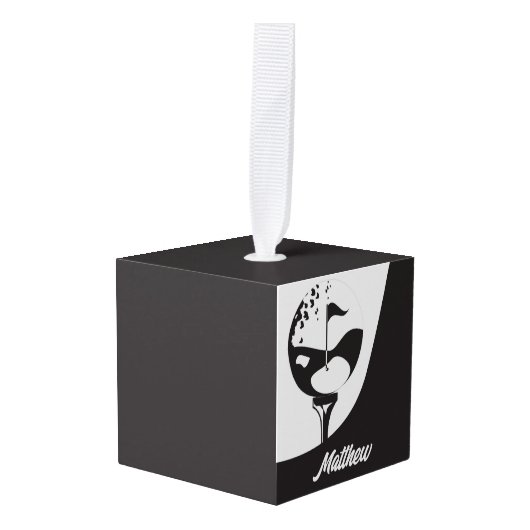 名前をカスタムするハローブラックアンドホワイトゴルフ キューブオーナメント (正面アングル)