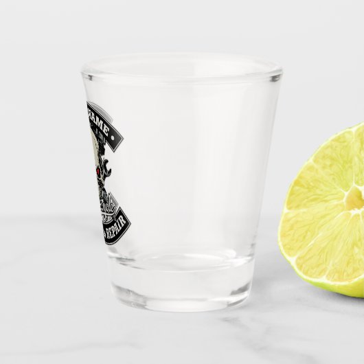 名前をカスタムするバイクもしくは自転車に乗る人整備士スカルオートバイガレージ ショットグラス (右)