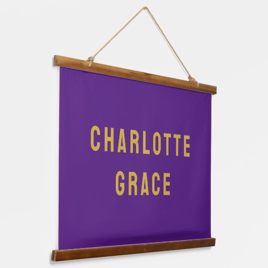 名前をカスタムするバナパーソナライズされた子供部屋紫 吊り下げ型タペストリー (傾斜あり)