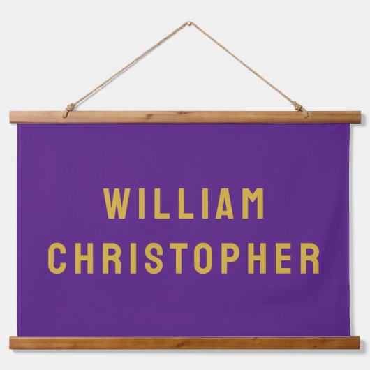 名前をカスタムするバナパーソナライズされた子供部屋紫 吊り下げ型タペストリー (正面)