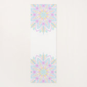 名前をカスタムするパステルレインボーフローラサンデマンダラ ヨガマット (裏面)