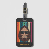 名前をカスタムするビッグフット ラゲッジタグ (正面縦)