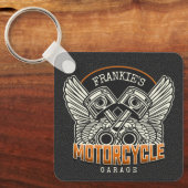 名前をカスタムするピスタンスウィングズオートバイバイクもしくは自転車に乗る人ガレージ キーホルダー (正面)